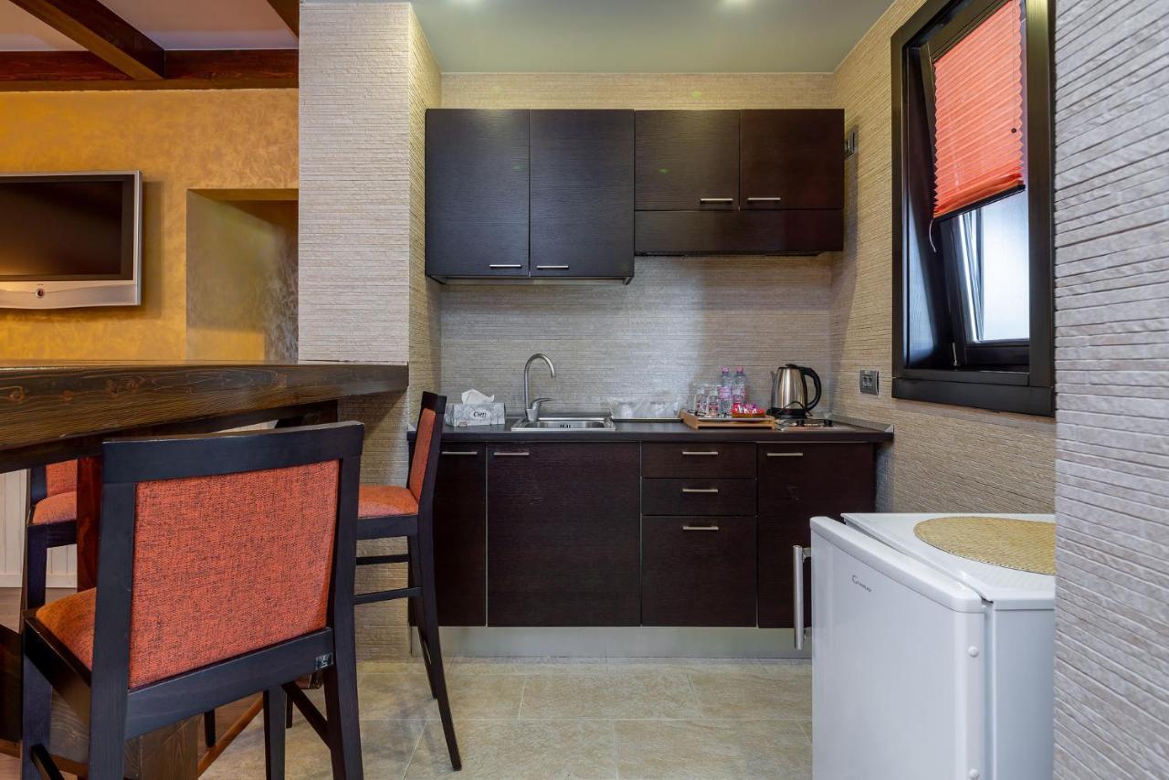 Casa Freya Hotell Buşteni Exteriör bild
