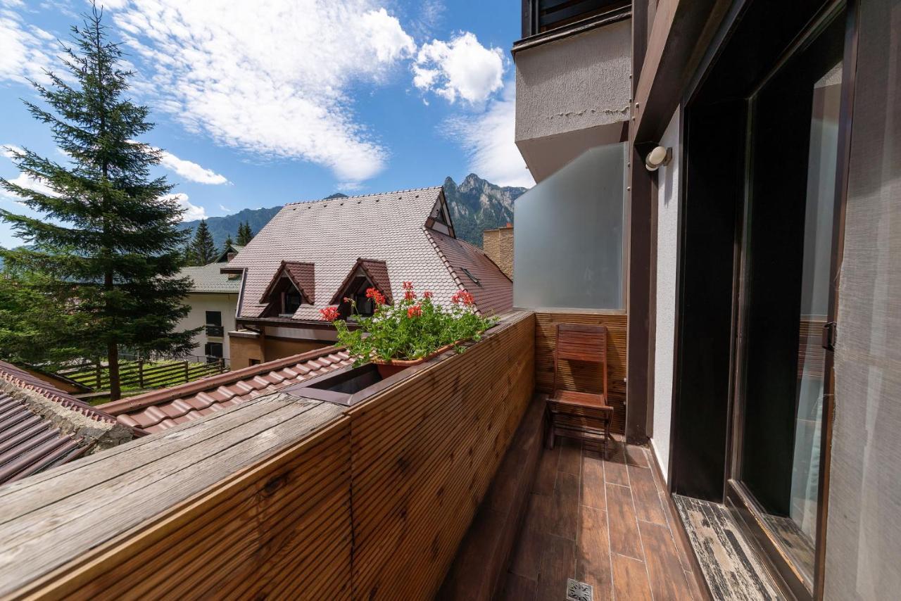Casa Freya Hotell Buşteni Exteriör bild
